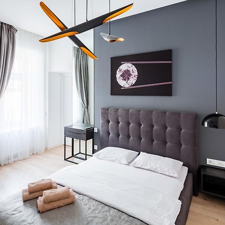 Apartment Pid Dubom Лвив Екстериор снимка