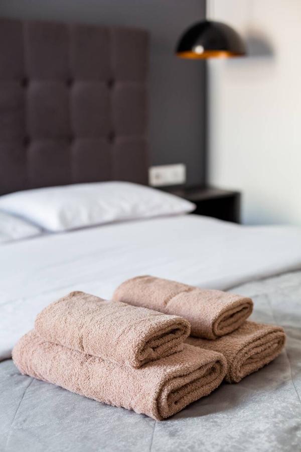 Apartment Pid Dubom Лвив Екстериор снимка